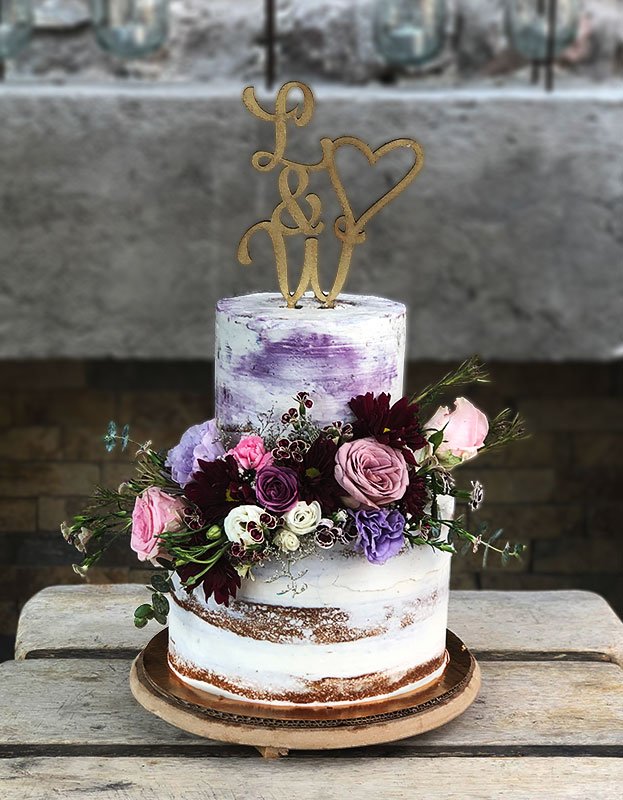 Dezzie Bakery Wedding Cake with Flowers