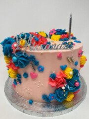 cake alexandra colored flowers