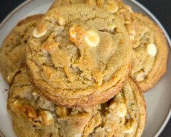 Pistachio and White Chocolate Cookies Pistachio and White Chocolate Cookies