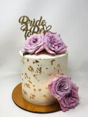 Bride to be cake with flowers